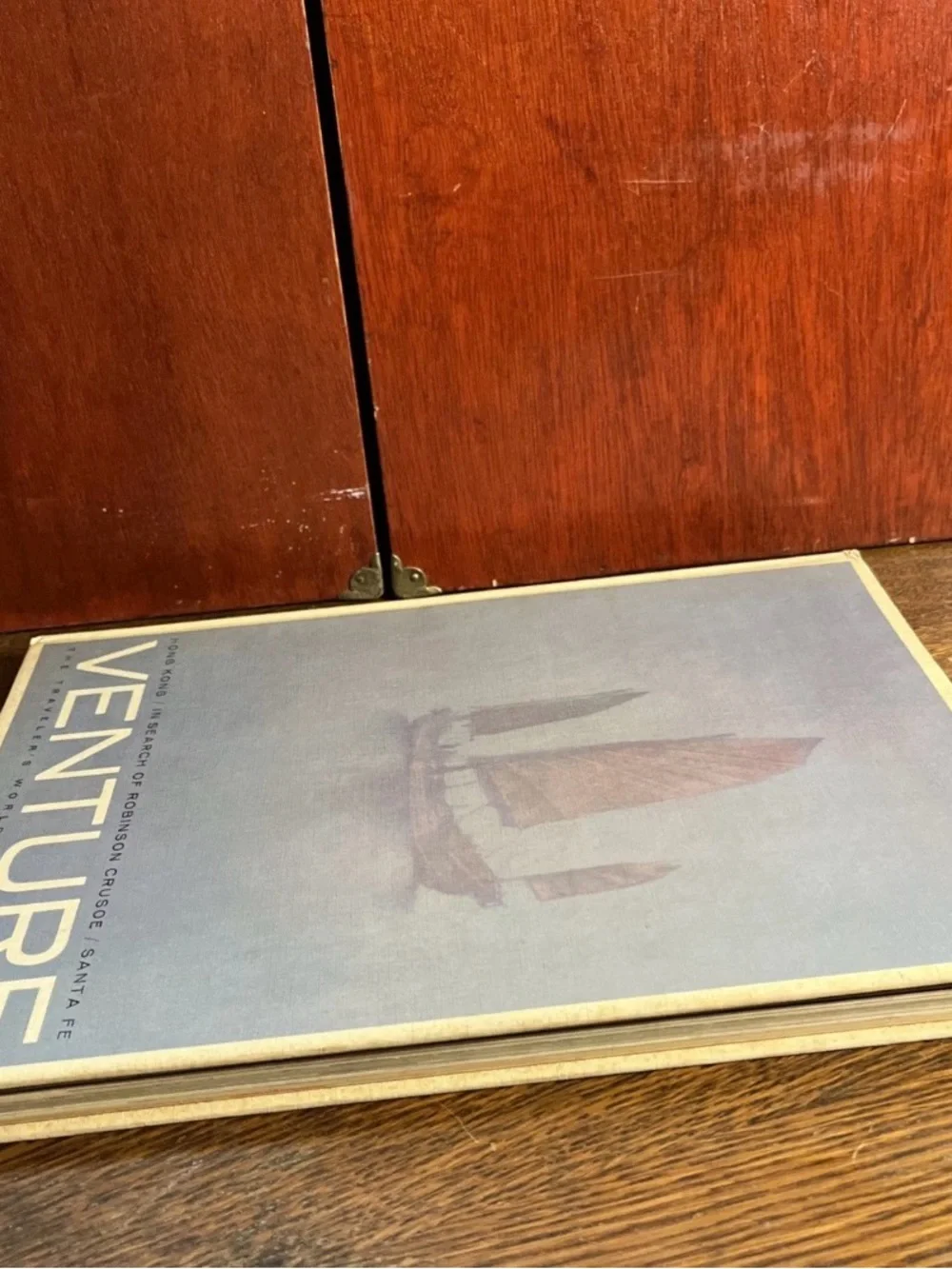 Venture: The Traveler's World October 1964, Volume 1, No. 3
